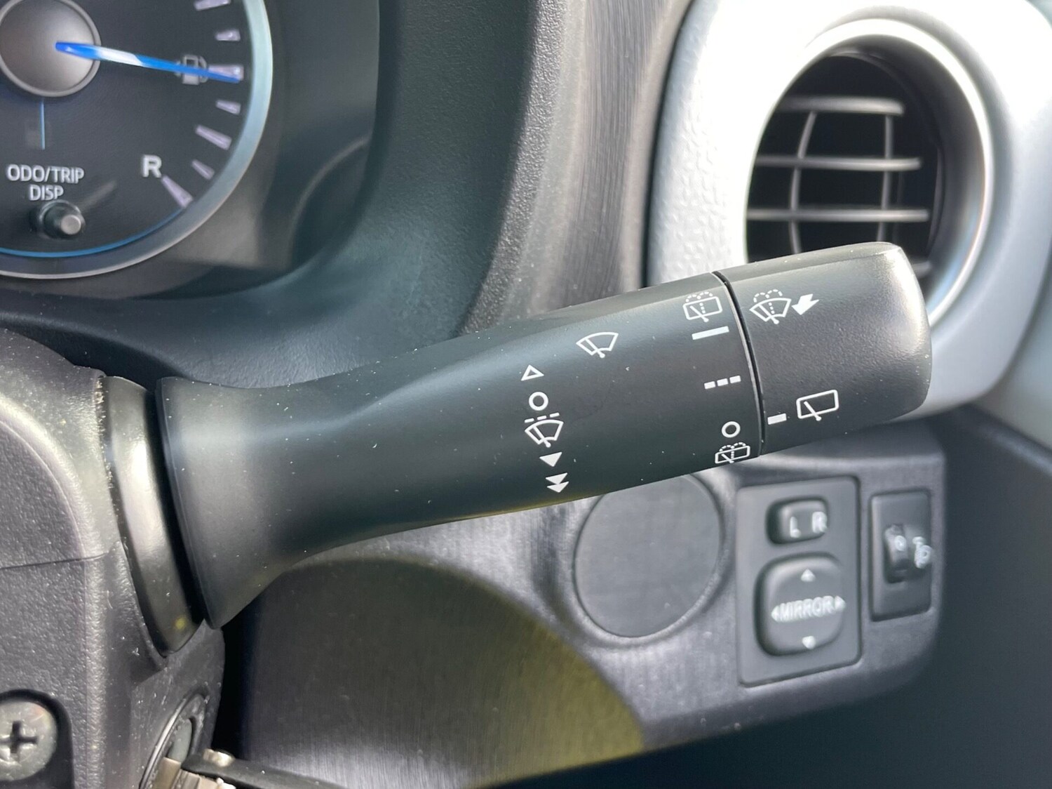 Used Toyota Yaris 2013 for sale - 76159746: Photo 38