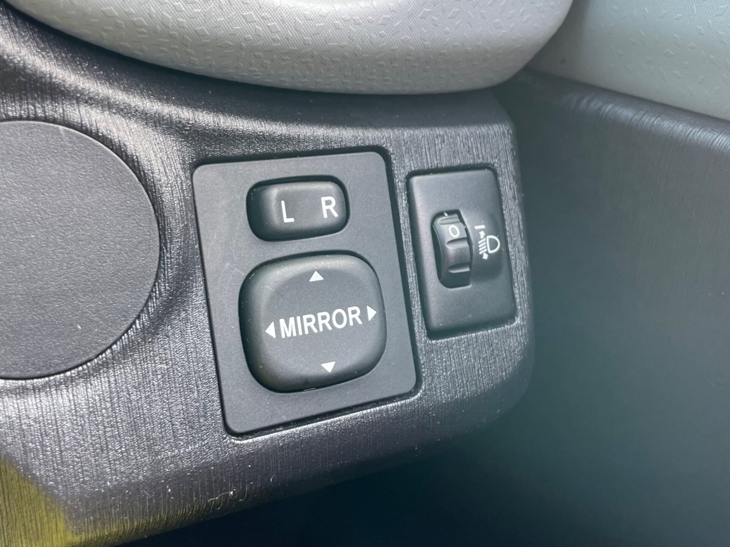 Used Toyota Yaris 2013 for sale - 76159746: Photo 39