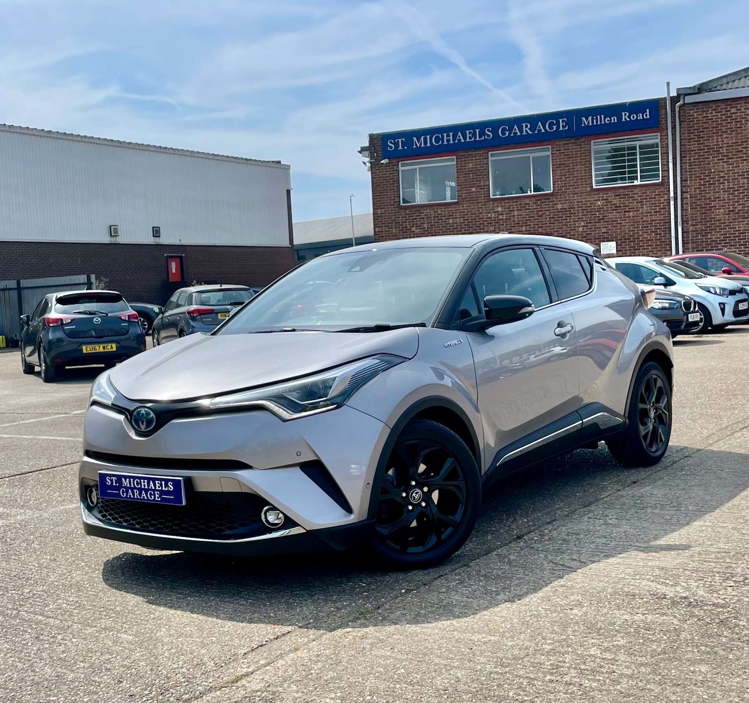 Used Toyota C-HR 2018 for sale - 76957787: Photo 1