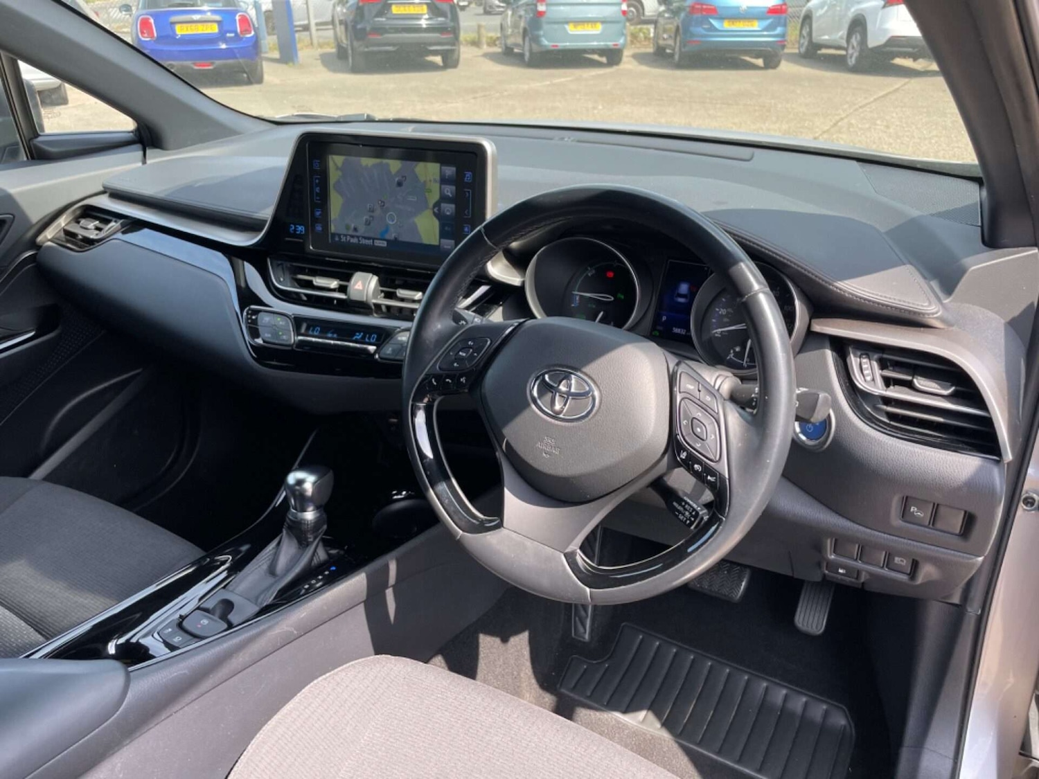 Used Toyota C-HR 2018 for sale - 76957787: Photo 17