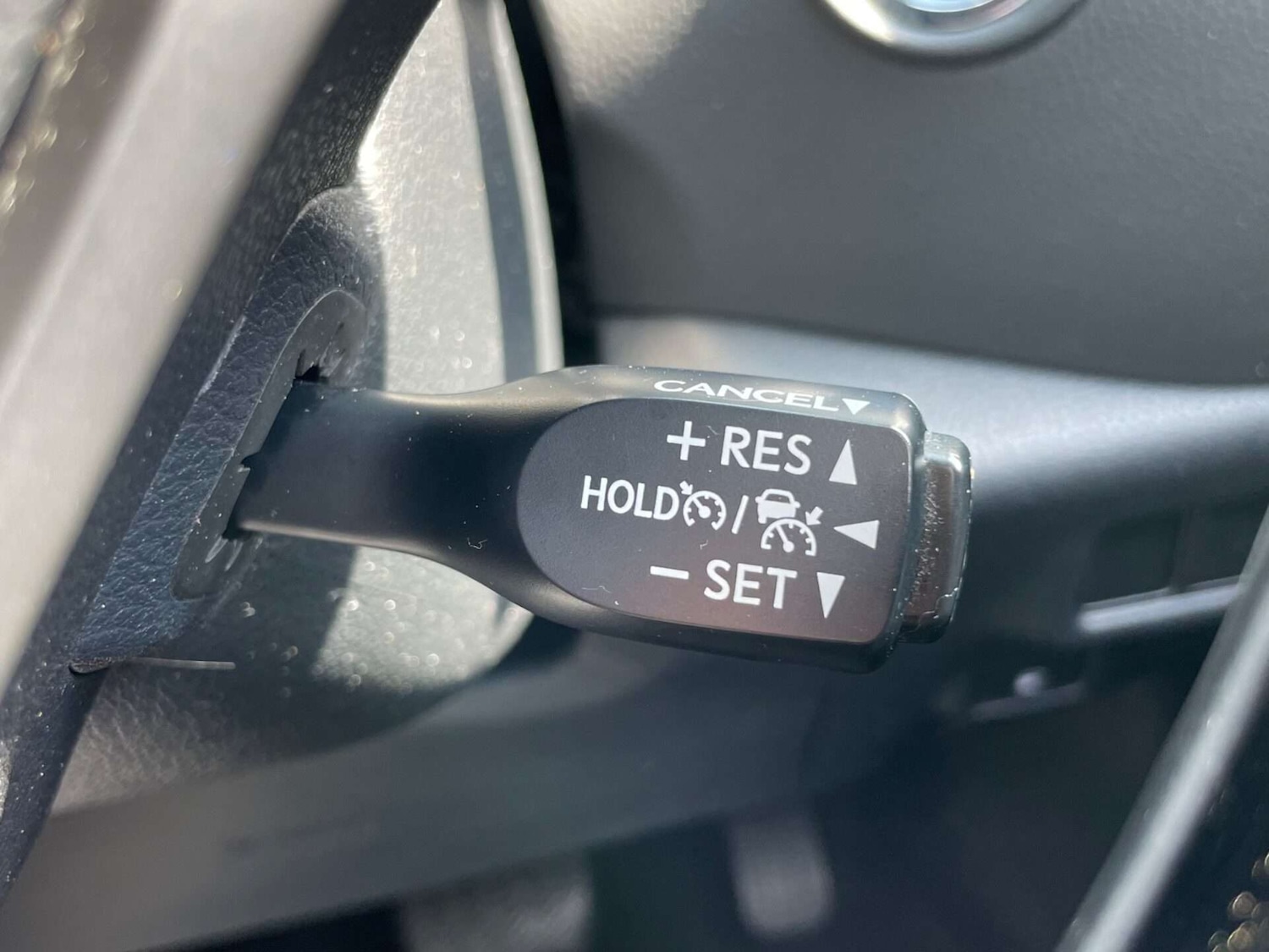 Used Toyota C-HR 2018 for sale - 76957787: Photo 51