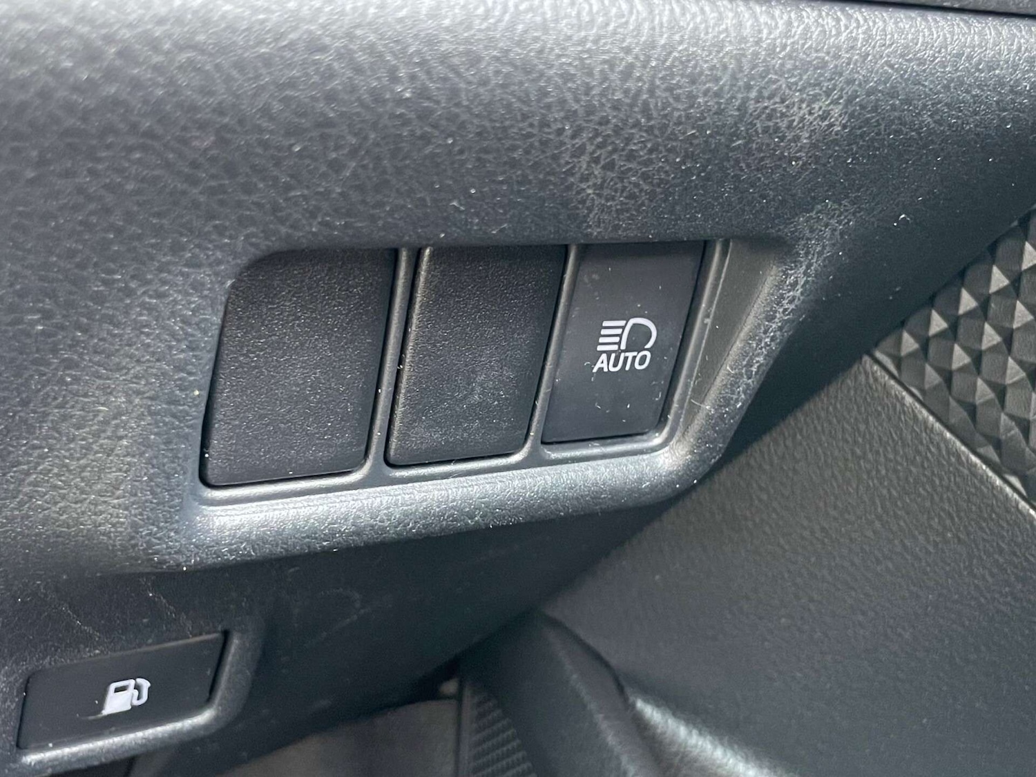 Used Toyota C-HR 2018 for sale - 76957787: Photo 53