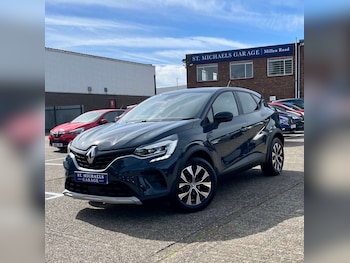 Used Renault Captur 2022 for sale - 78251229: Photo