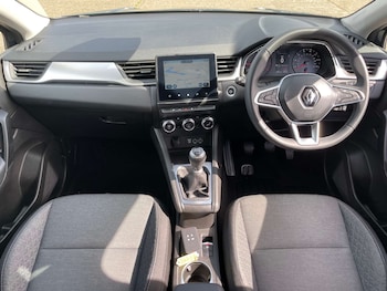 Used Renault Captur 2022 for sale - 78251229: Photo
