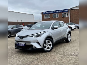 2017 - 1.8 Hybrid Icon 5dr CVT