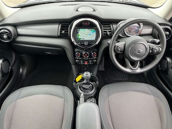 Used MINI Hatch 2021 for sale - 79536033: Photo