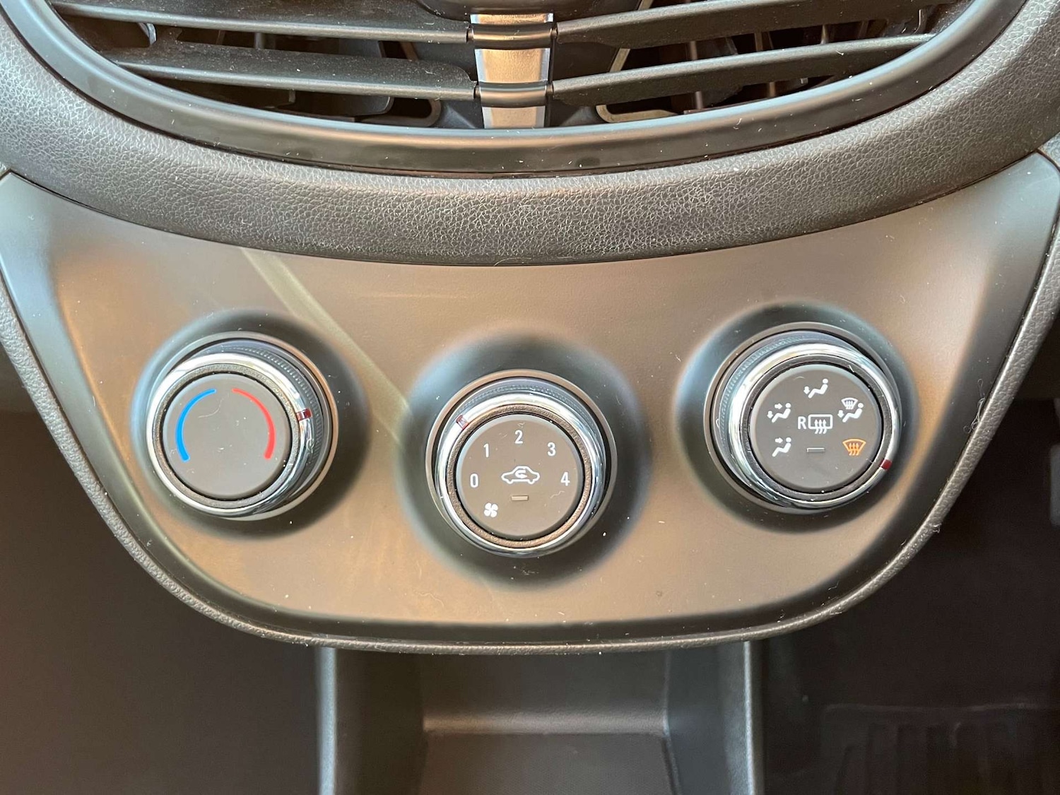 Used Vauxhall Viva 2016 for sale - 77712958: Photo 30