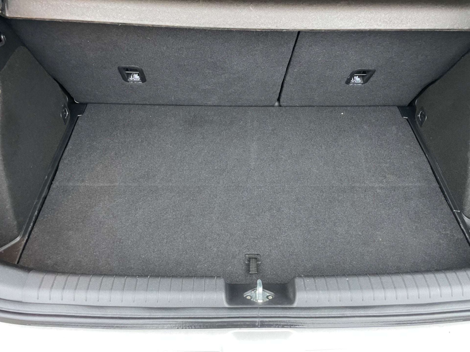 Used Hyundai i20 2018 for sale - 76905268: Photo 47