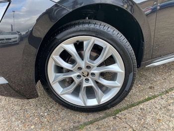 Used Skoda Kamiq 2020 for sale - 76957801: Photo