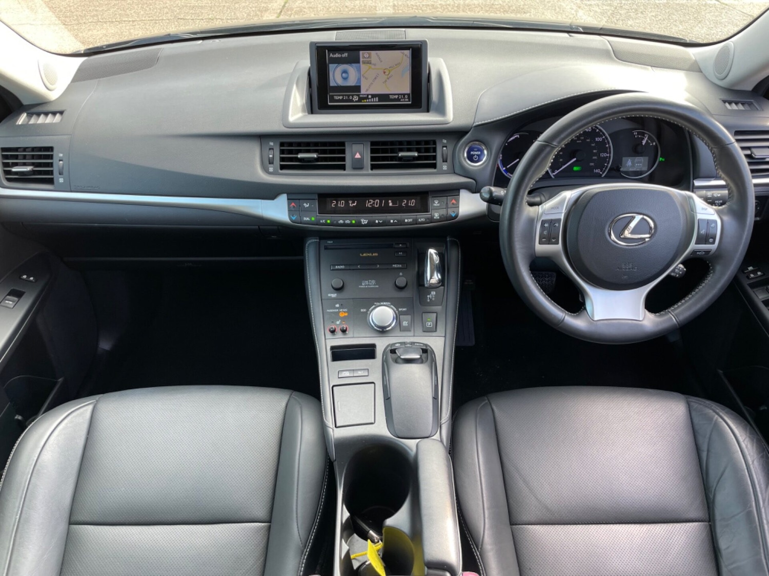 Used Lexus CT 2012 for sale - 76368777: Photo 2
