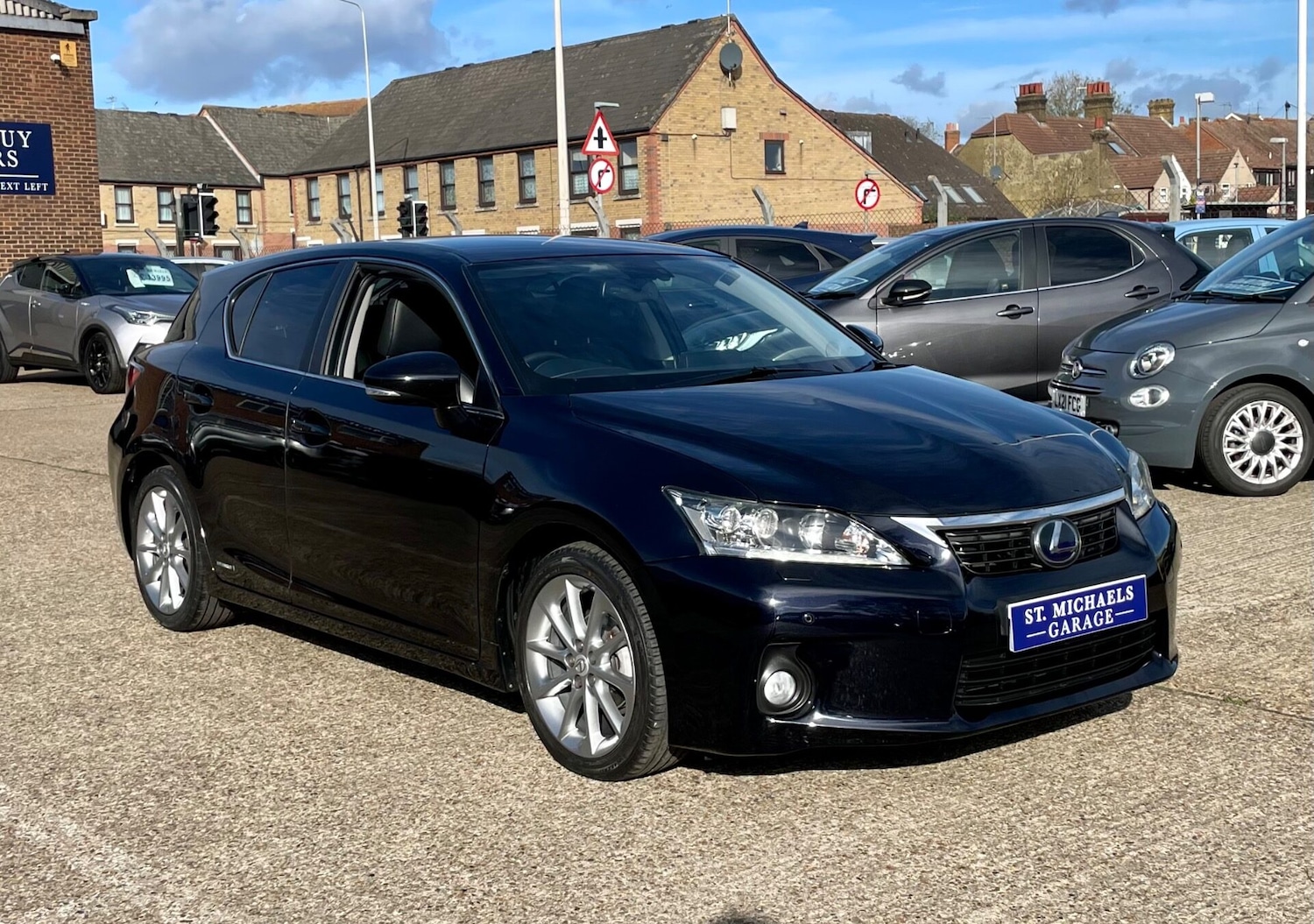 Used Lexus CT 2012 for sale - 76368777: Photo 4