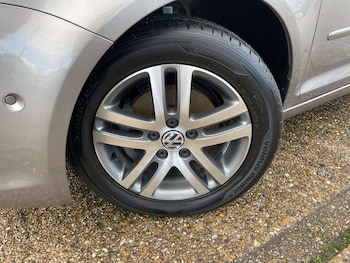 Used Volkswagen Golf Plus 2013 for sale - 77211752: Photo