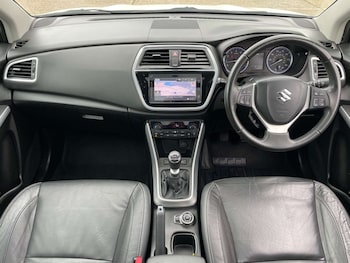 Used Suzuki SX4 S-Cross 2018 for sale - 76922535: Photo