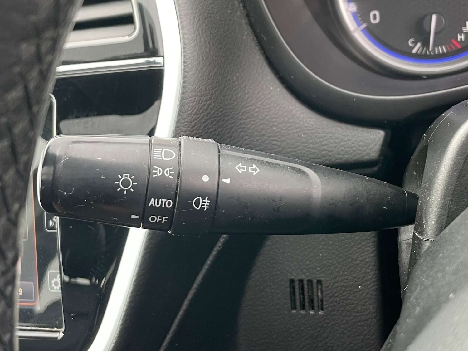 Used Suzuki SX4 S-Cross 2018 for sale - 76922535: Photo 48