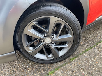 Used Hyundai KONA 2018 for sale - 77778126: Photo