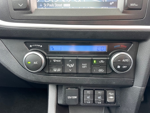 Used Toyota Auris 2015 for sale - 76224495: Photo 36