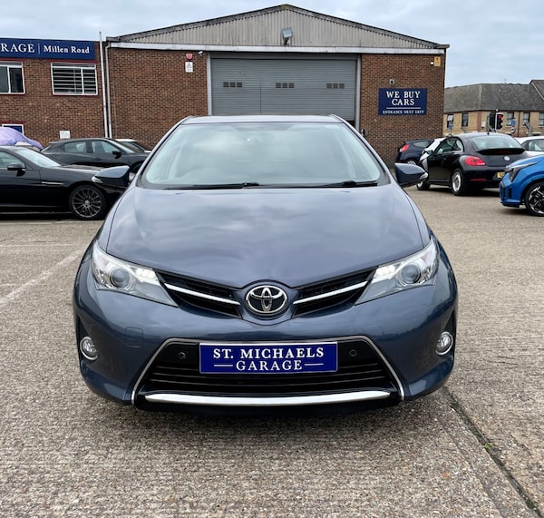 Used Toyota Auris 2015 for sale - 76224495: Photo 5