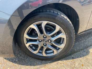 Used Mazda Mazda2 2017 for sale - 74825708: Photo