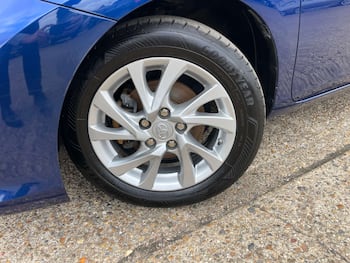 Used Toyota Auris 2018 for sale - 79600623: Photo
