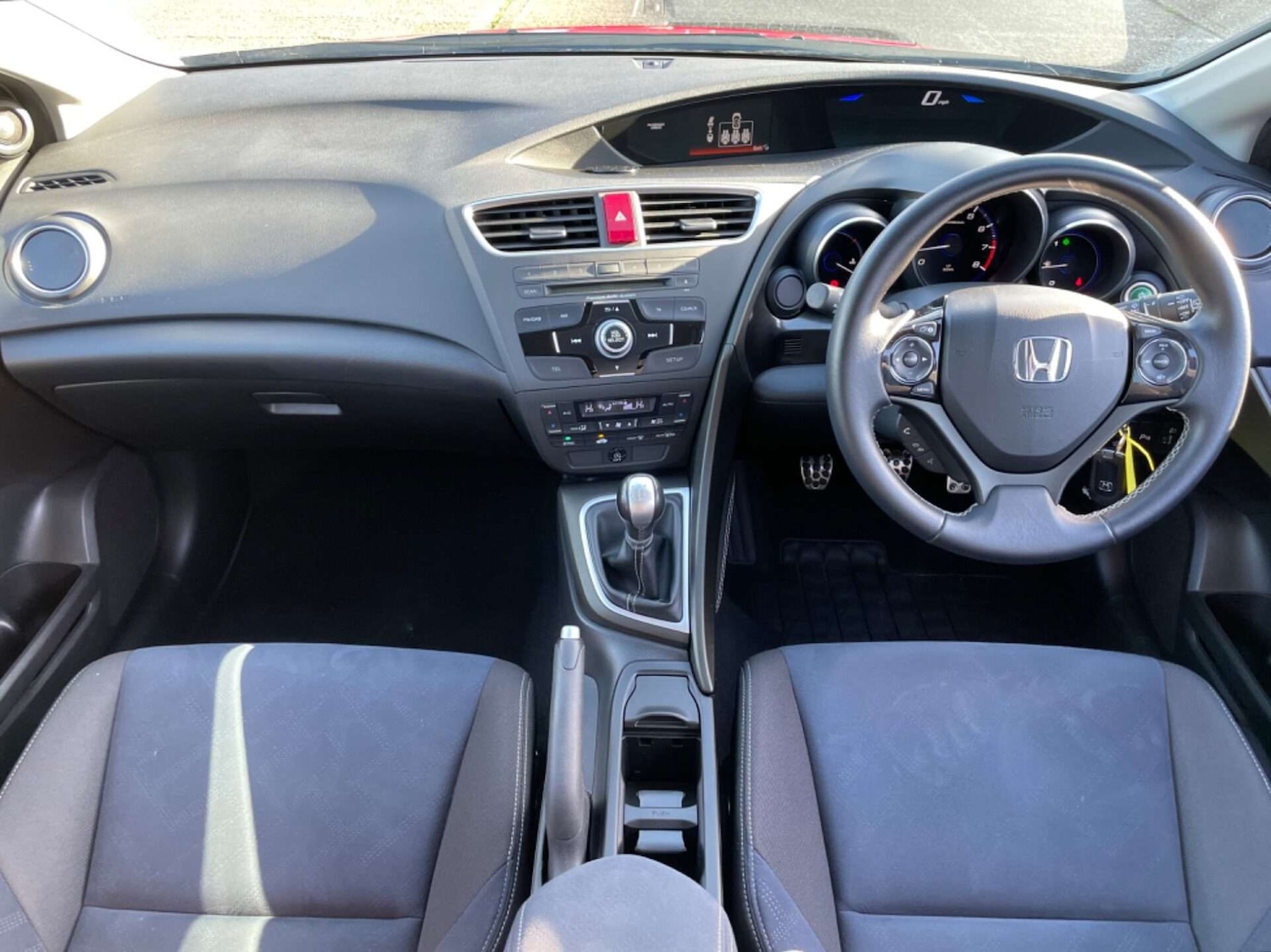 Used Honda Civic 2014 for sale - 76957798: Photo 2