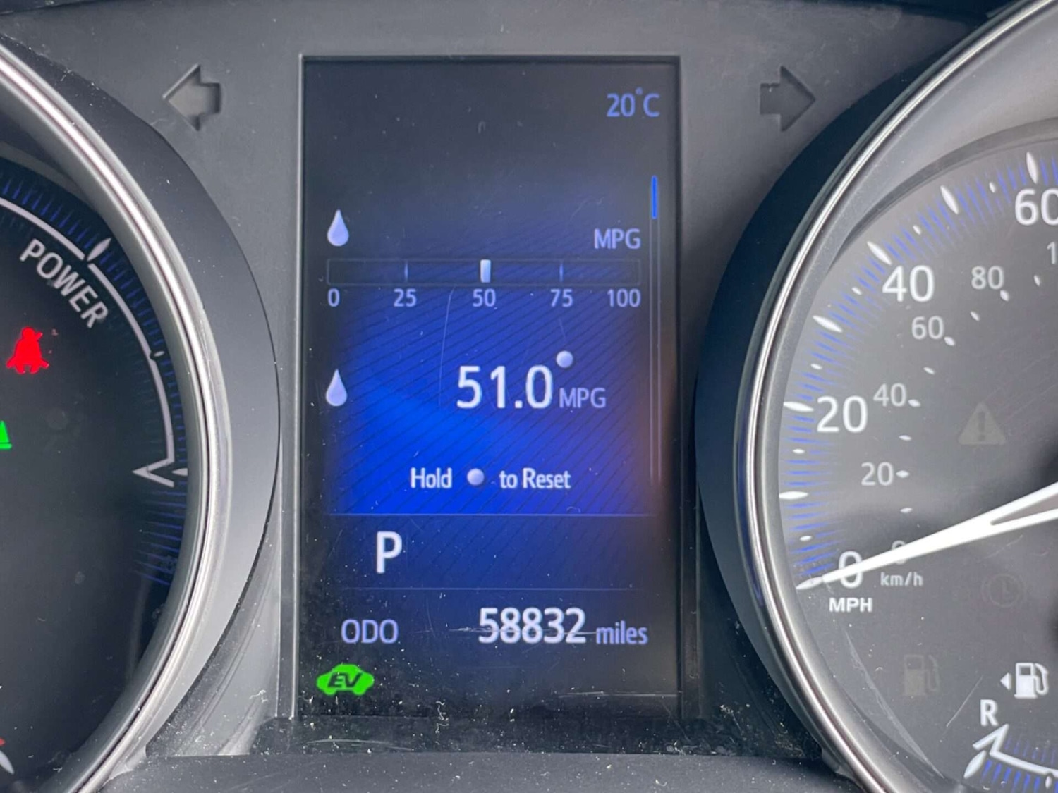 Used Toyota C-HR 2018 for sale - 76922523: Photo 24