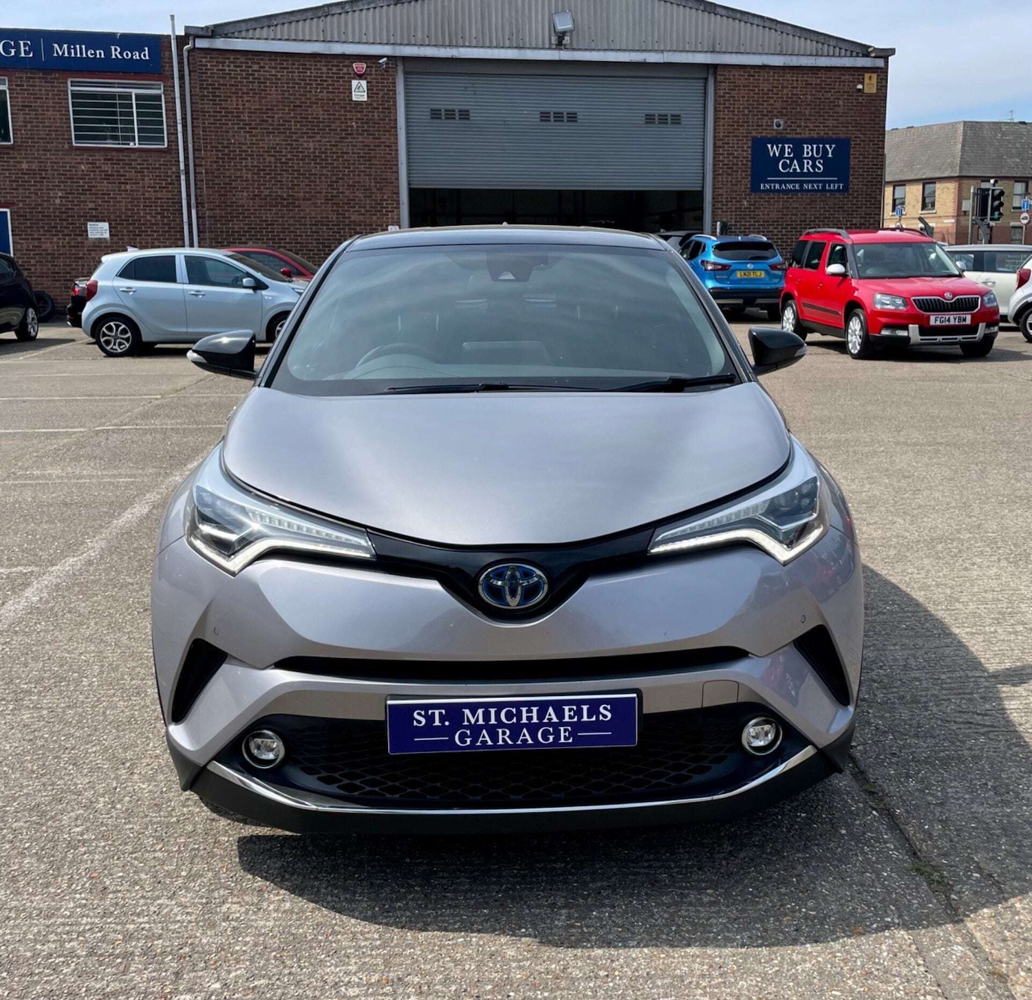 Used Toyota C-HR 2018 for sale - 76922523: Photo 5