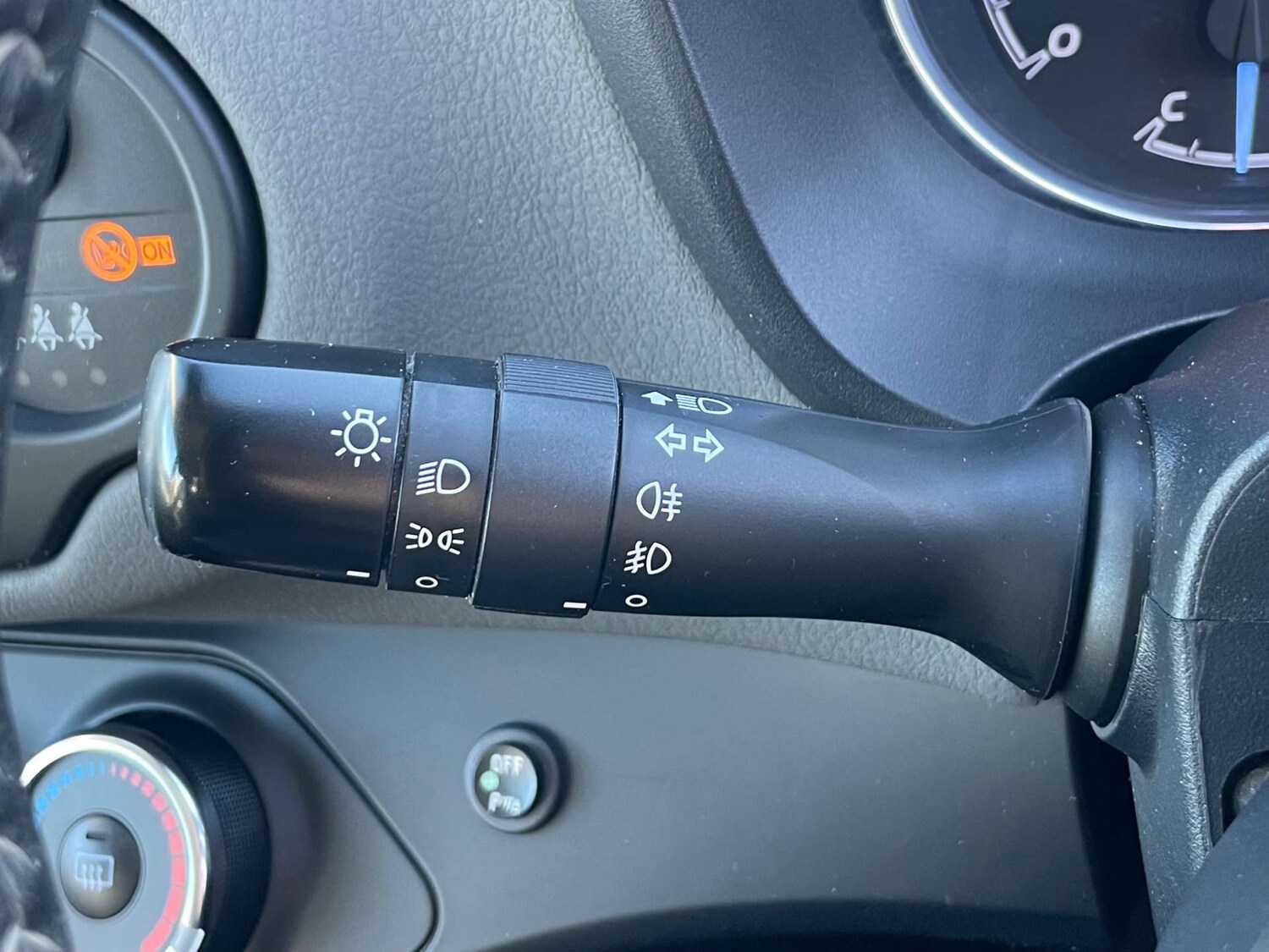 Used Toyota Yaris 2017 for sale - 77115853: Photo 47