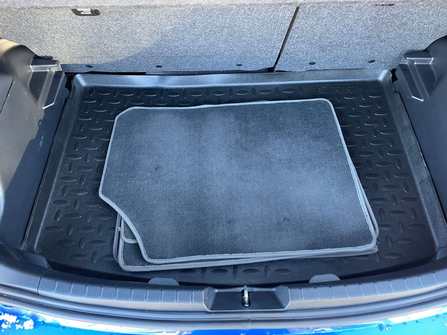 Used Toyota Yaris 2017 for sale - 77115853: Photo 56