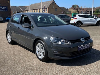 Used Volkswagen Golf 2016 for sale - 78570657: Photo