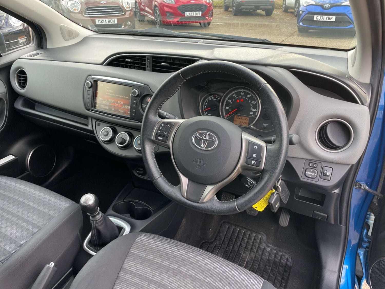 Used Toyota Yaris 2016 for sale - 76922533: Photo 17