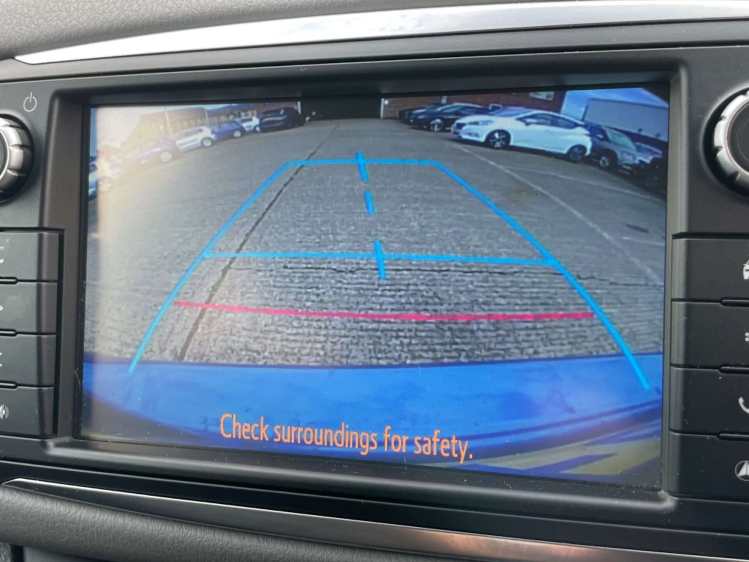 Used Toyota Yaris 2016 for sale - 76922533: Photo 33