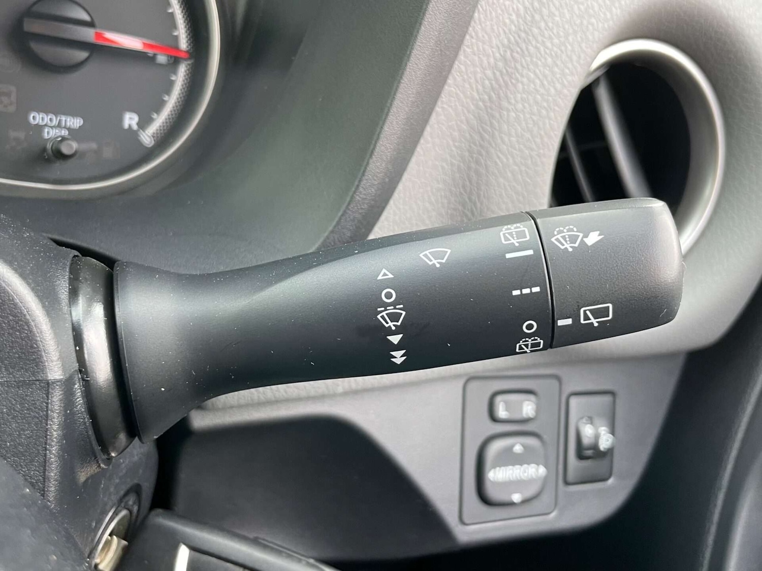 Used Toyota Yaris 2016 for sale - 76922533: Photo 42