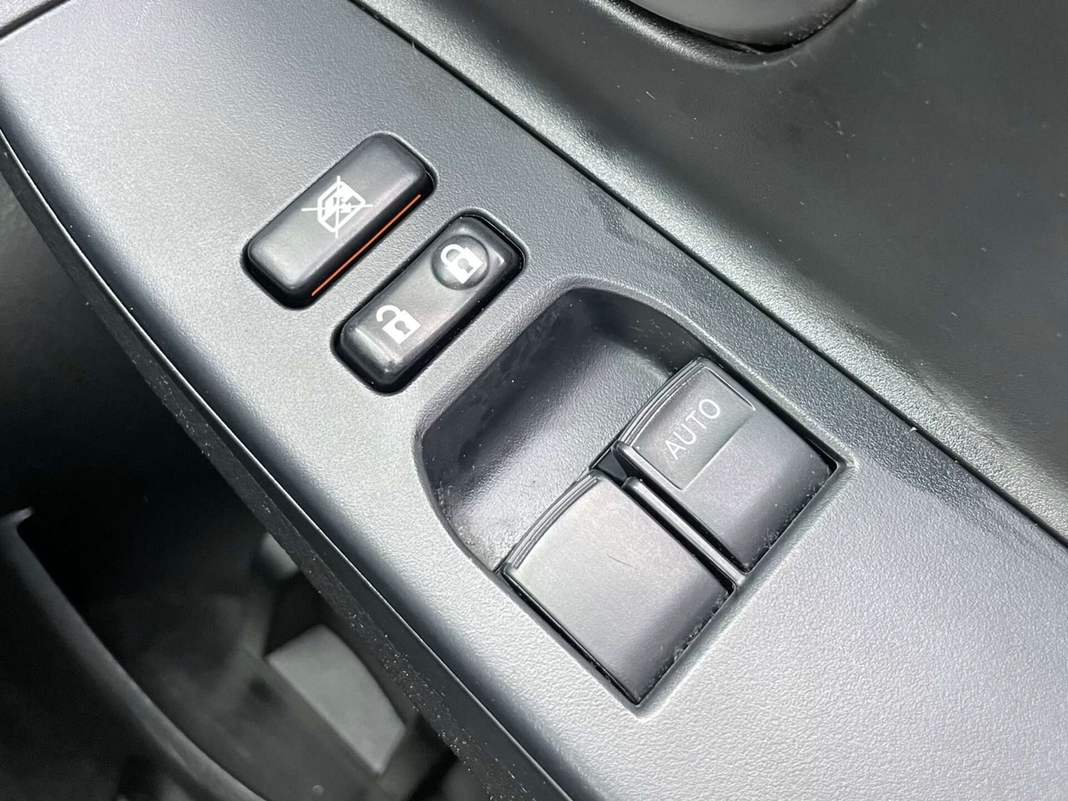 Used Toyota Yaris 2016 for sale - 76922533: Photo 45