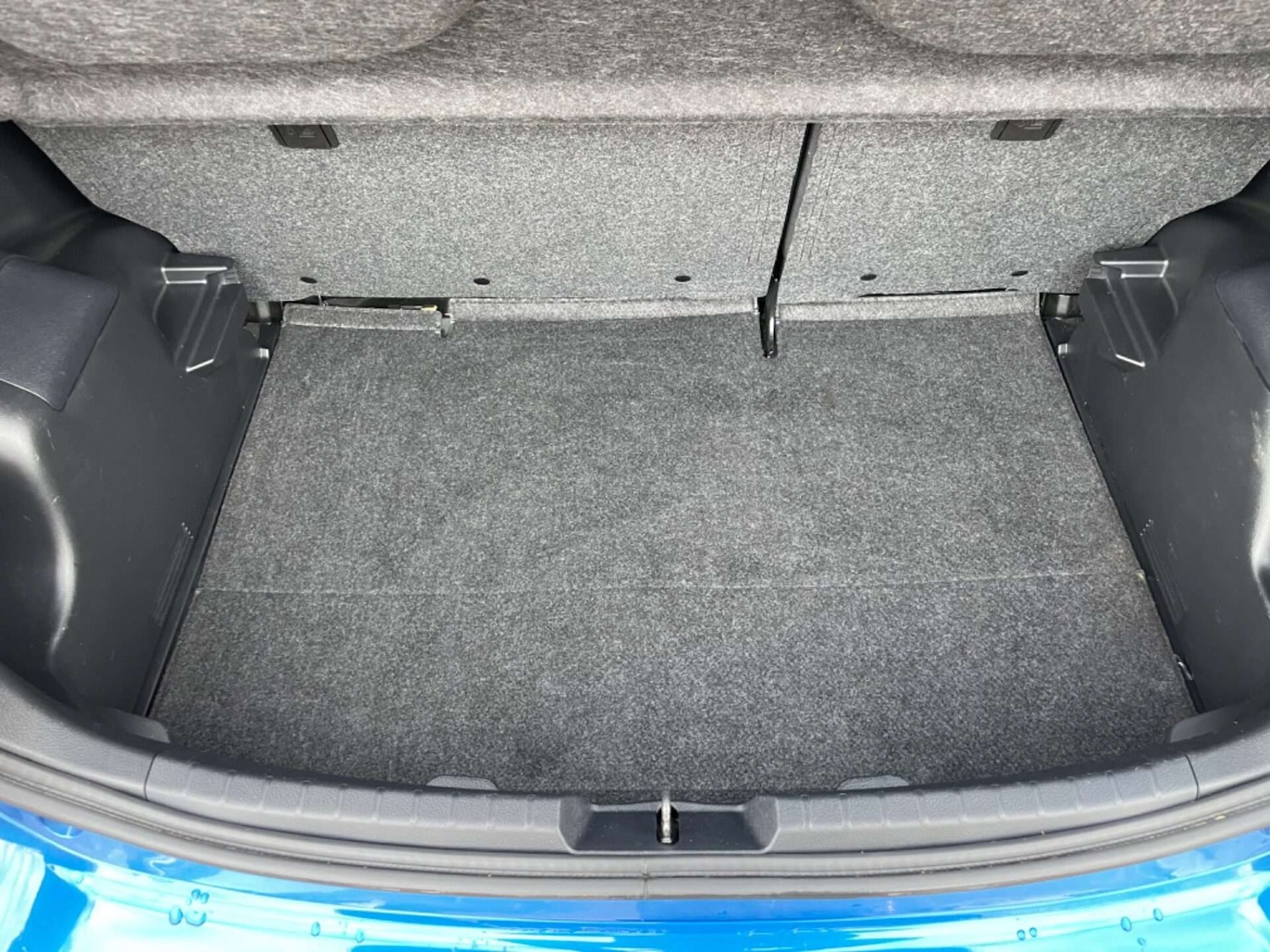 Used Toyota Yaris 2016 for sale - 76922533: Photo 52