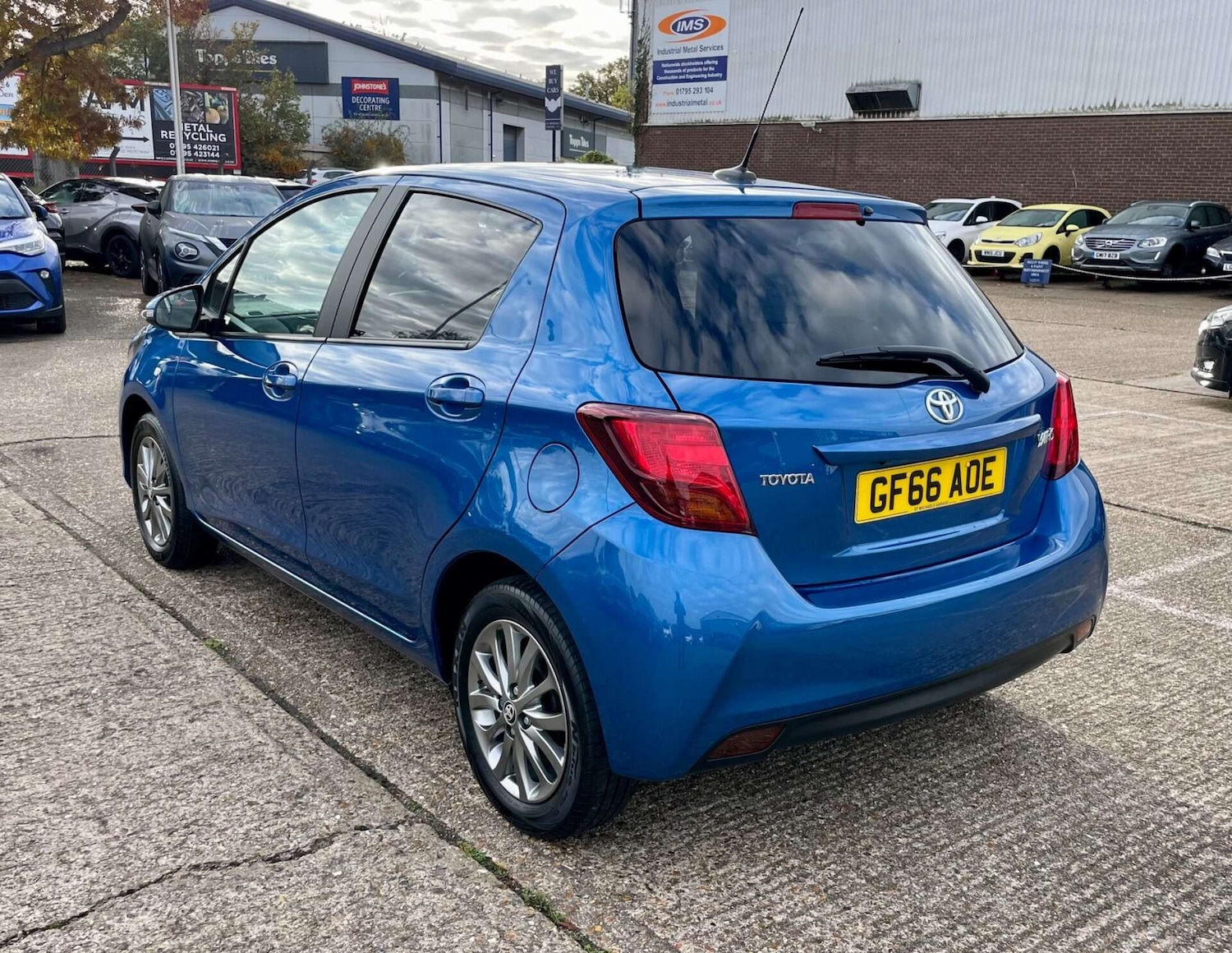 Used Toyota Yaris 2016 for sale - 76922533: Photo 8