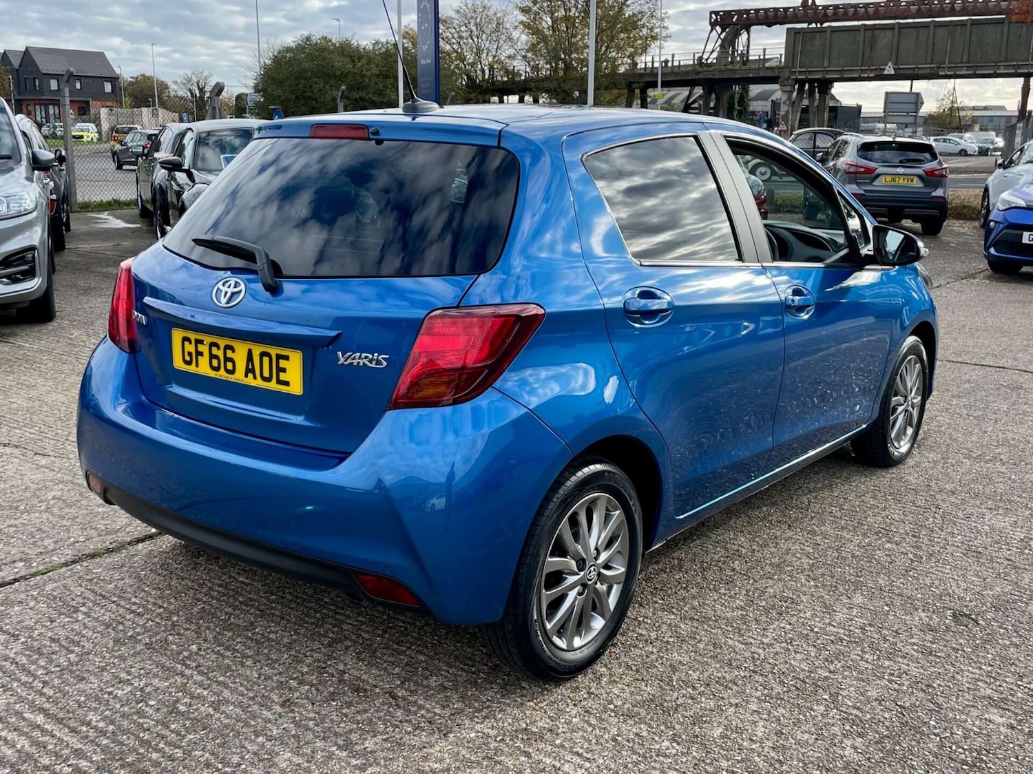 Used Toyota Yaris 2016 for sale - 76922533: Photo 9