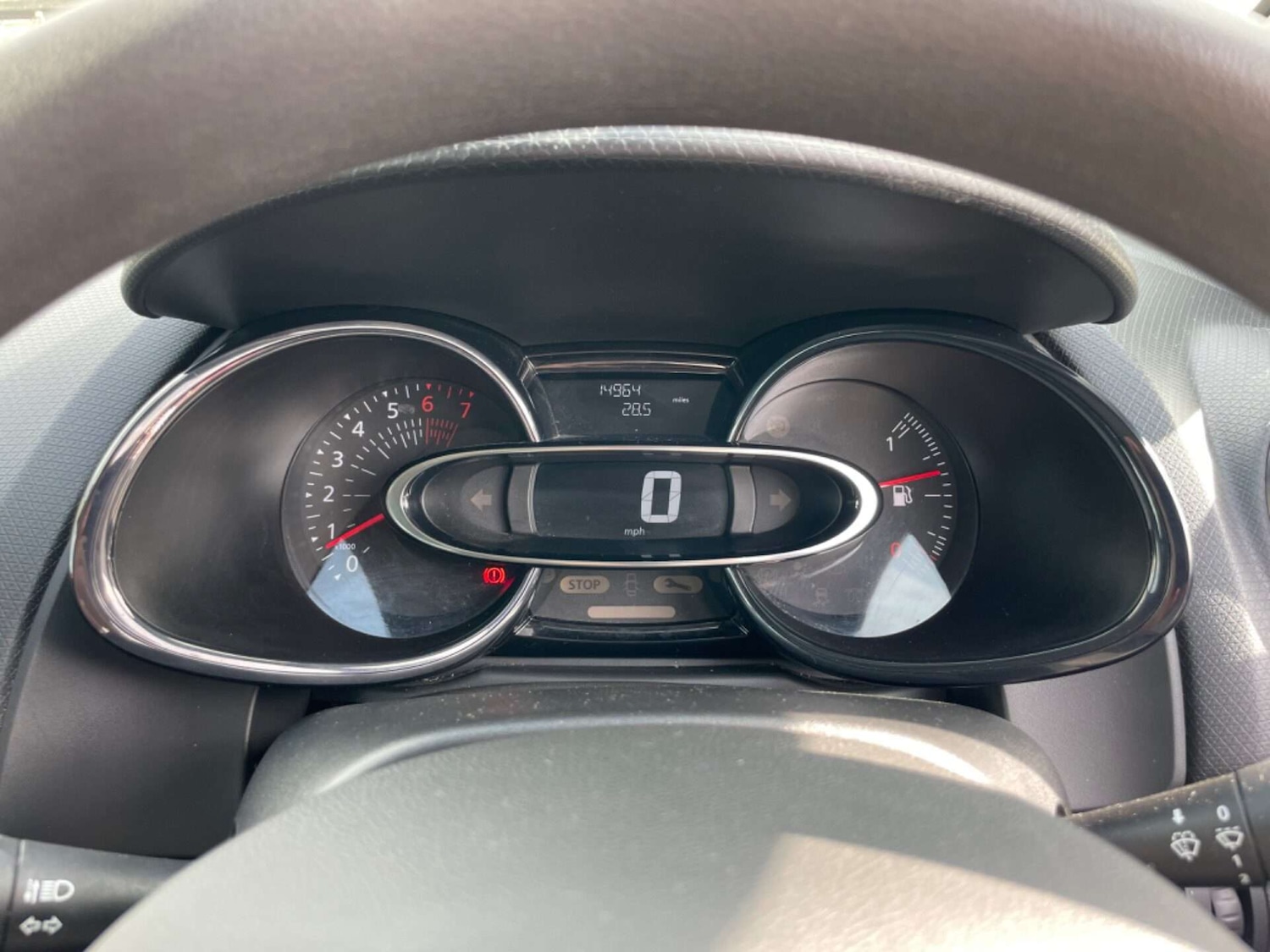 Used Renault Clio 2017 for sale - 76922529: Photo 20