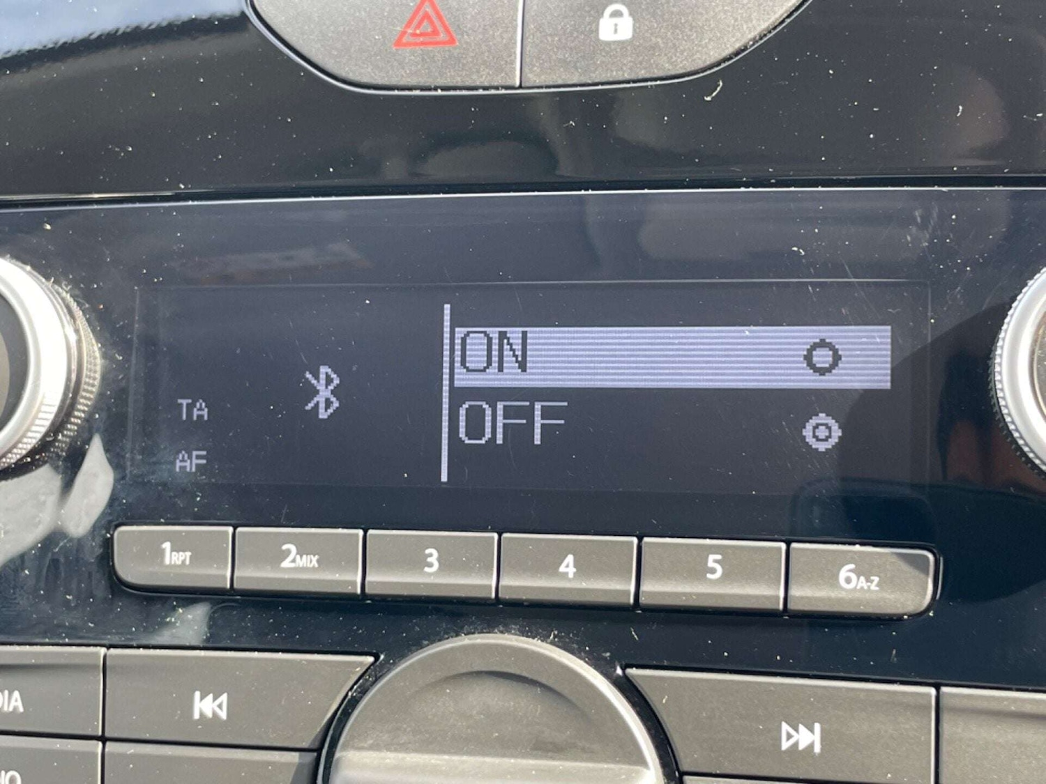 Used Renault Clio 2017 for sale - 76922529: Photo 28