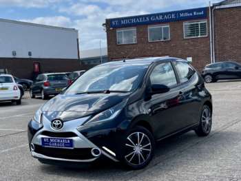 2016 (16) - VVT-I X-PLAY 5-Door