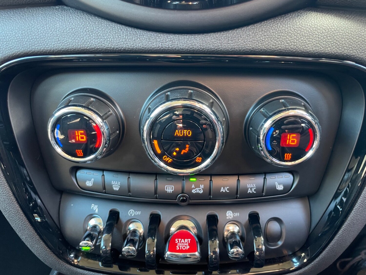 Used MINI Clubman 2019 for sale - 76352352: Photo 36