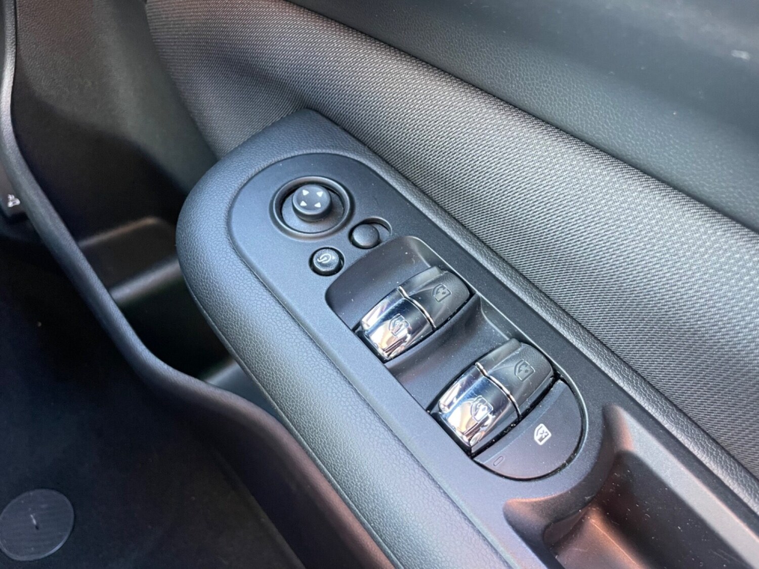 Used MINI Clubman 2019 for sale - 76352352: Photo 47