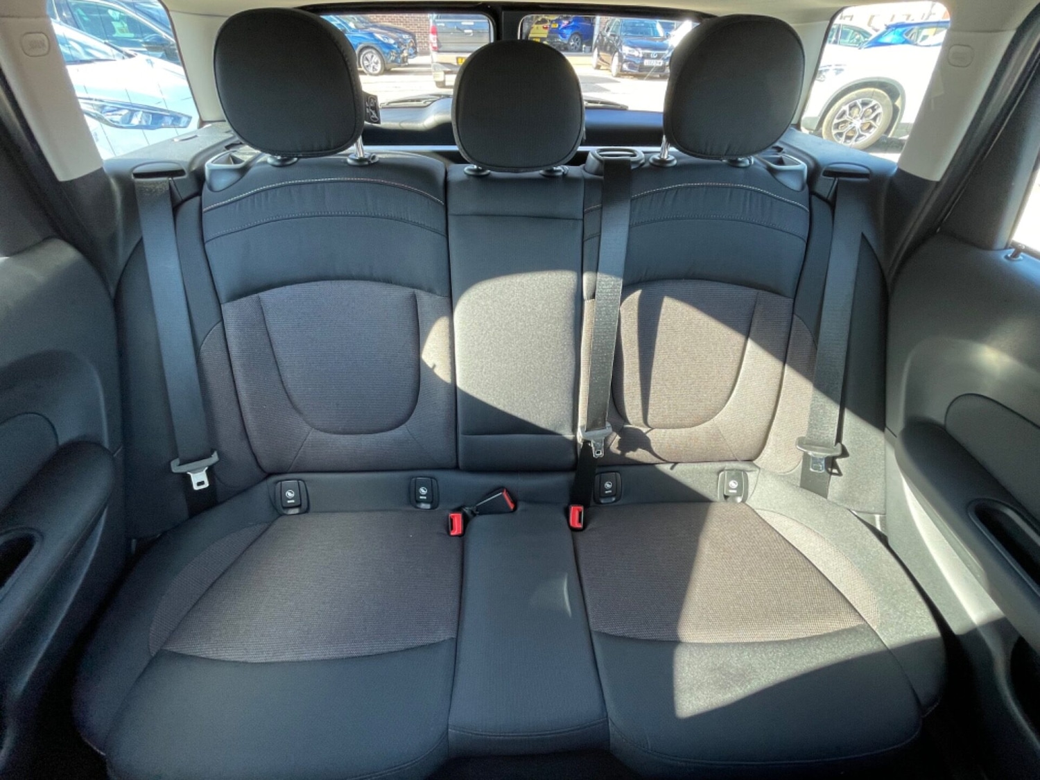 Used MINI Clubman 2019 for sale - 76352352: Photo 51