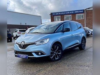 Used Renault Scenic 2017 for sale - 77289461: Photo