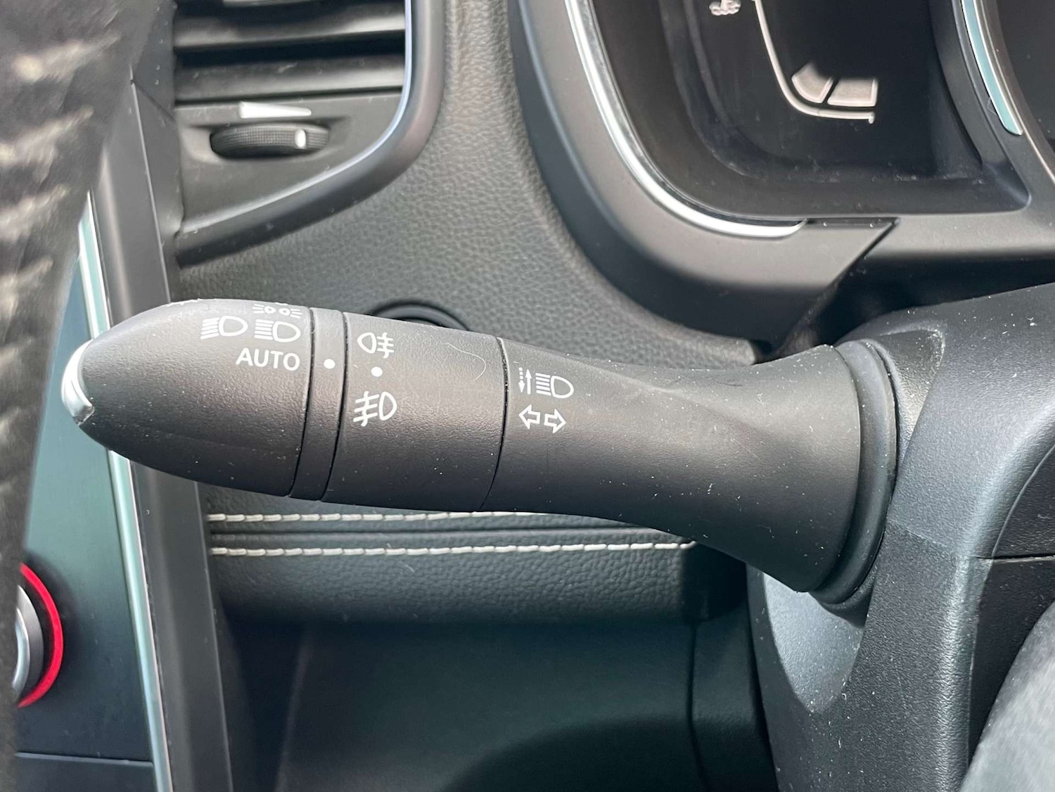 Used Renault Scenic 2017 for sale - 77289461: Photo 49