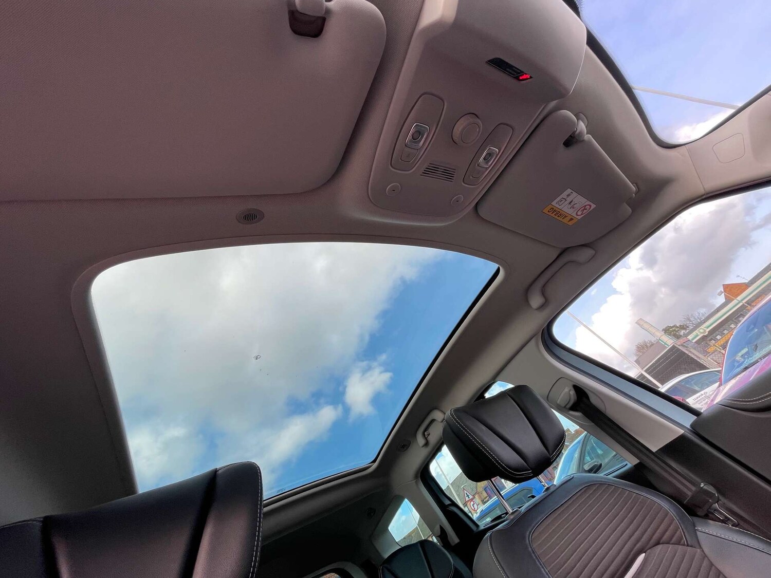 Used Renault Scenic 2017 for sale - 77289461: Photo 61