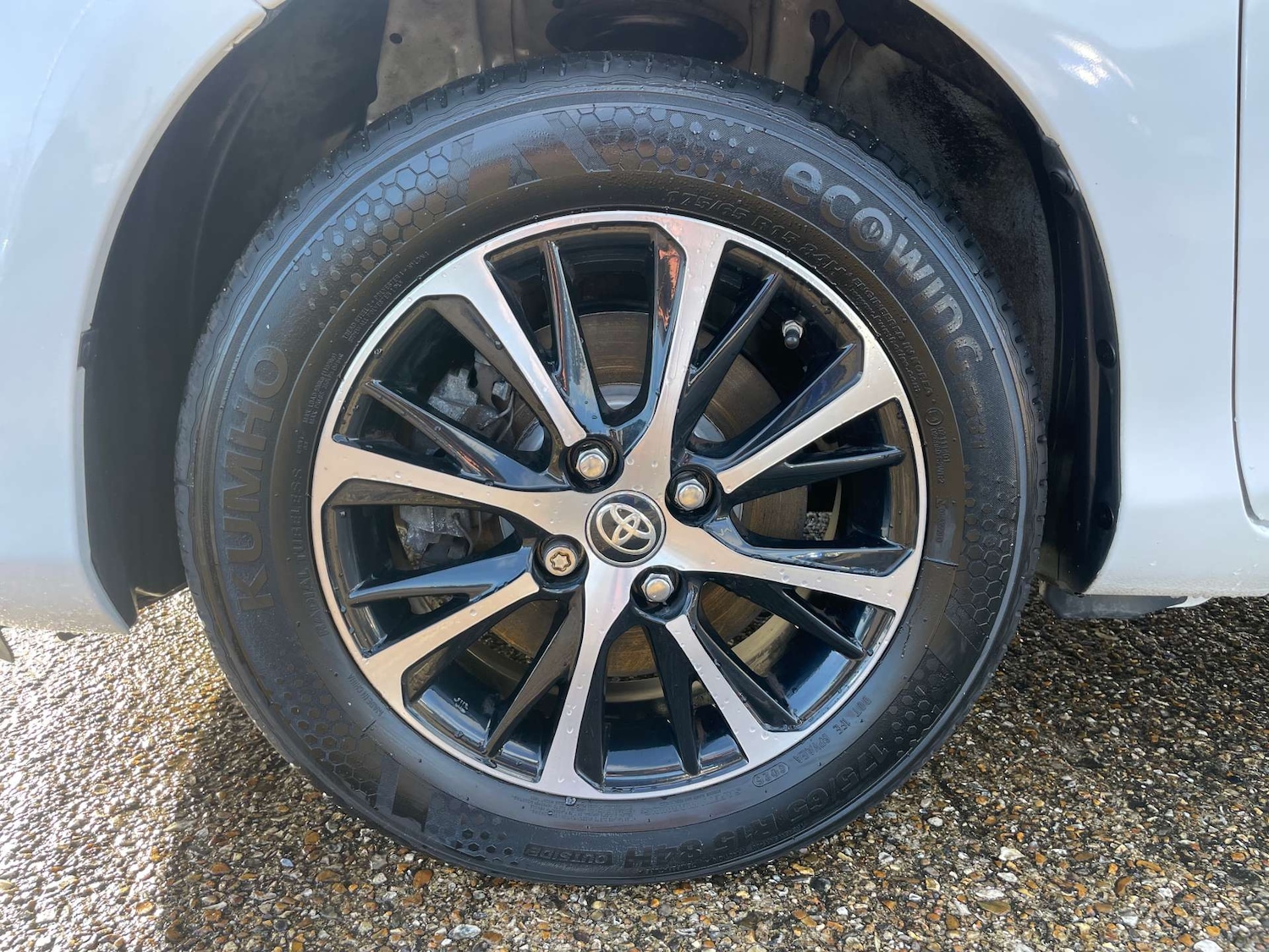 Used Toyota Yaris 2019 for sale - 77224807: Photo 13