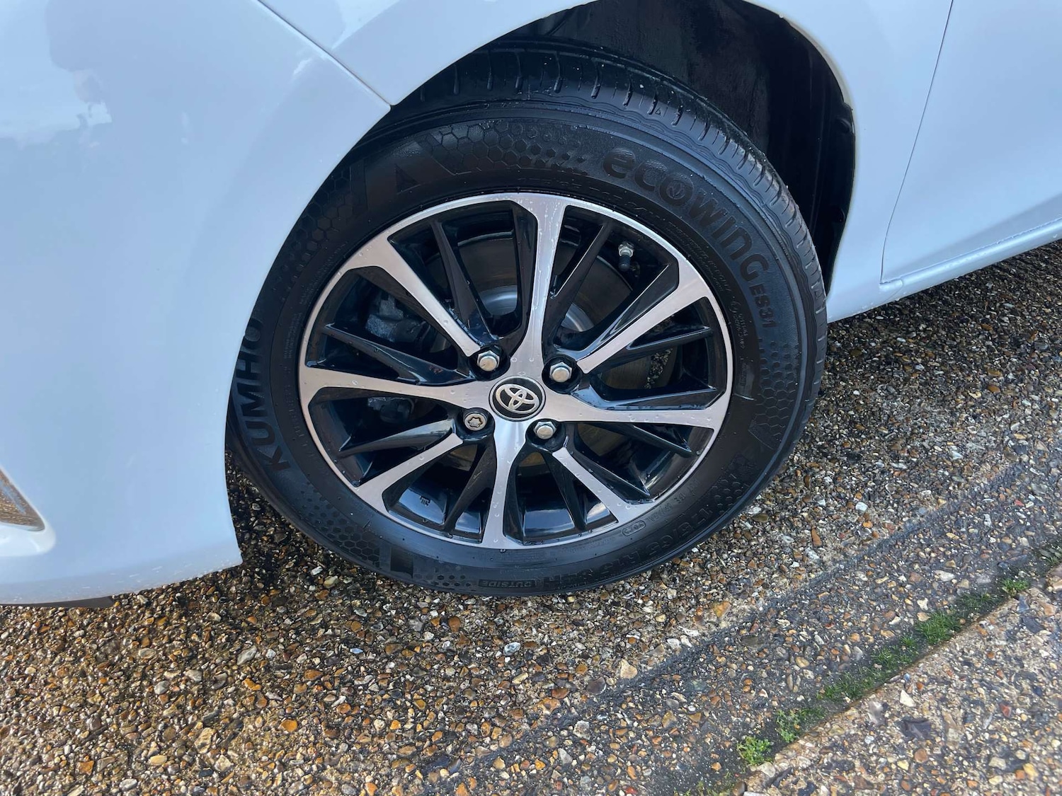 Used Toyota Yaris 2019 for sale - 77224807: Photo 3