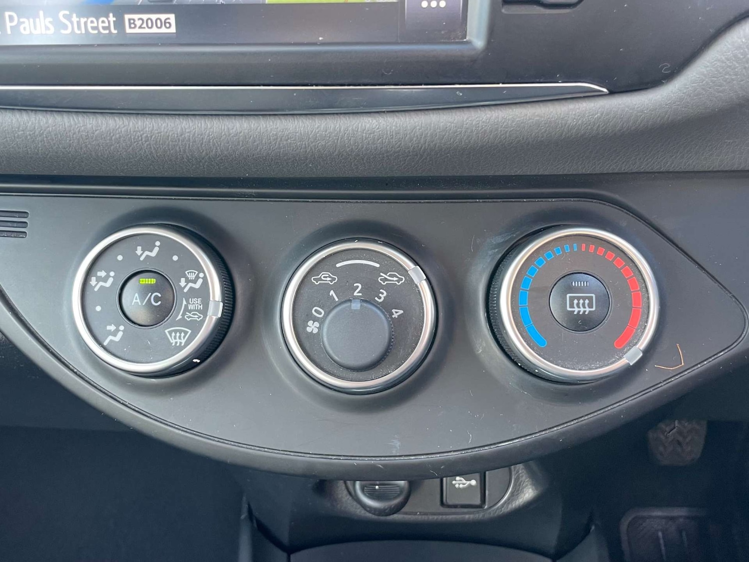 Used Toyota Yaris 2019 for sale - 77224807: Photo 39