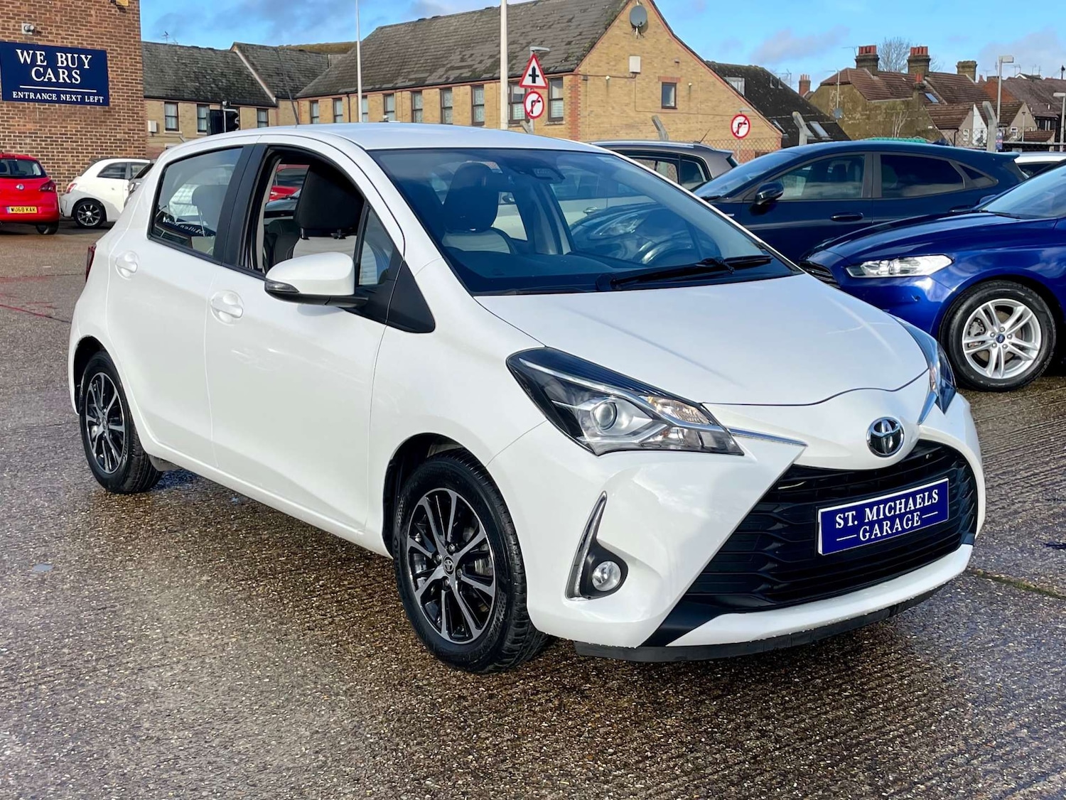 Used Toyota Yaris 2019 for sale - 77224807: Photo 4