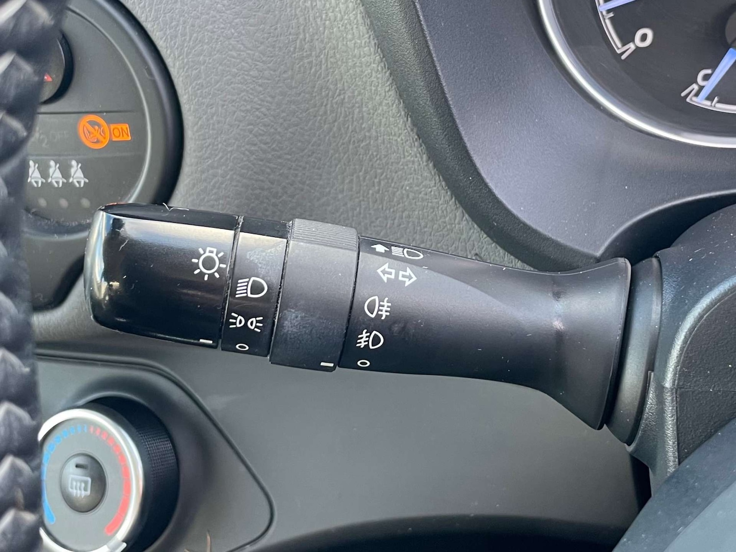 Used Toyota Yaris 2019 for sale - 77224807: Photo 45